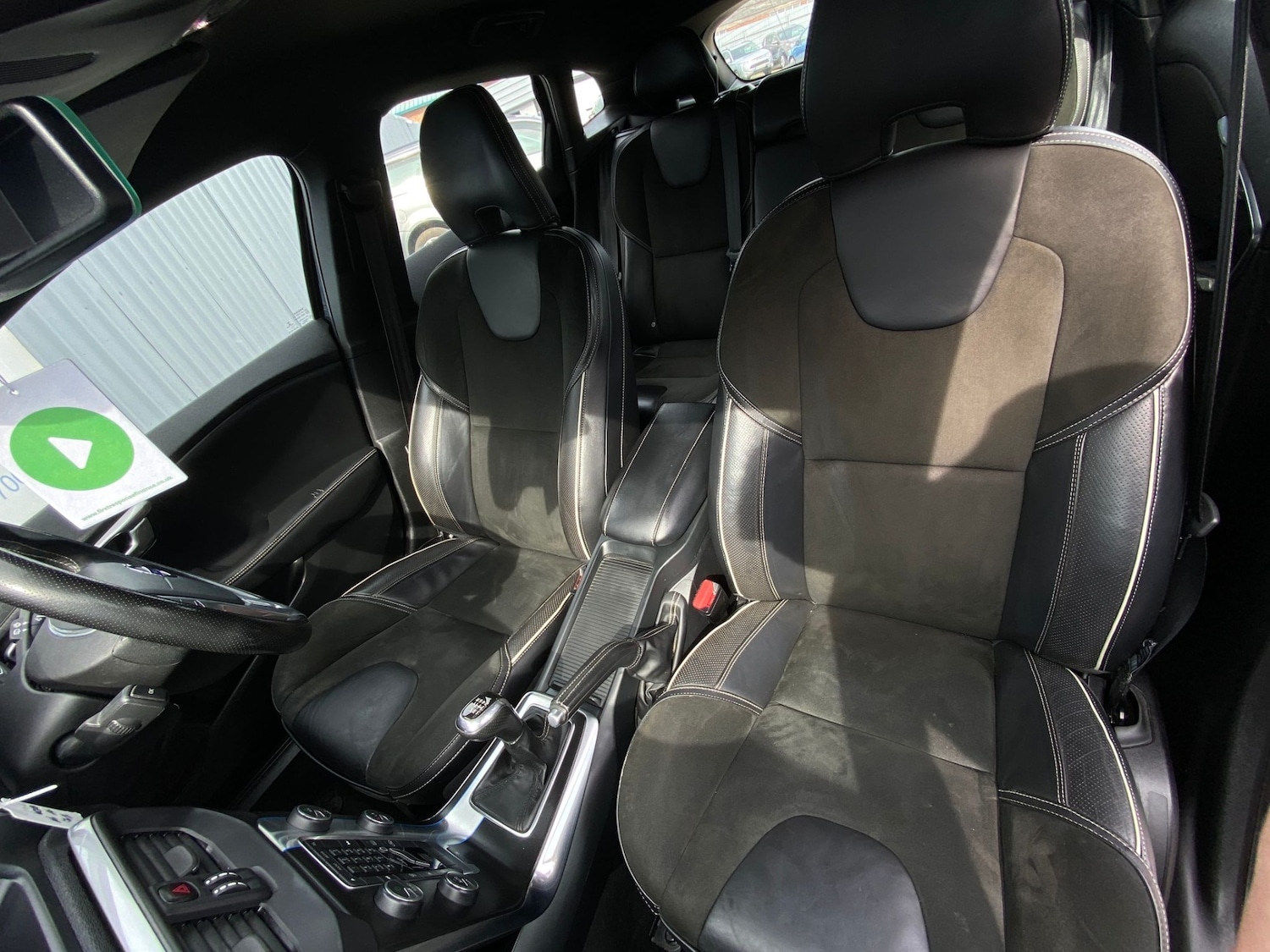 Used Volvo V40 2016 for sale - 76757112: Photo 19