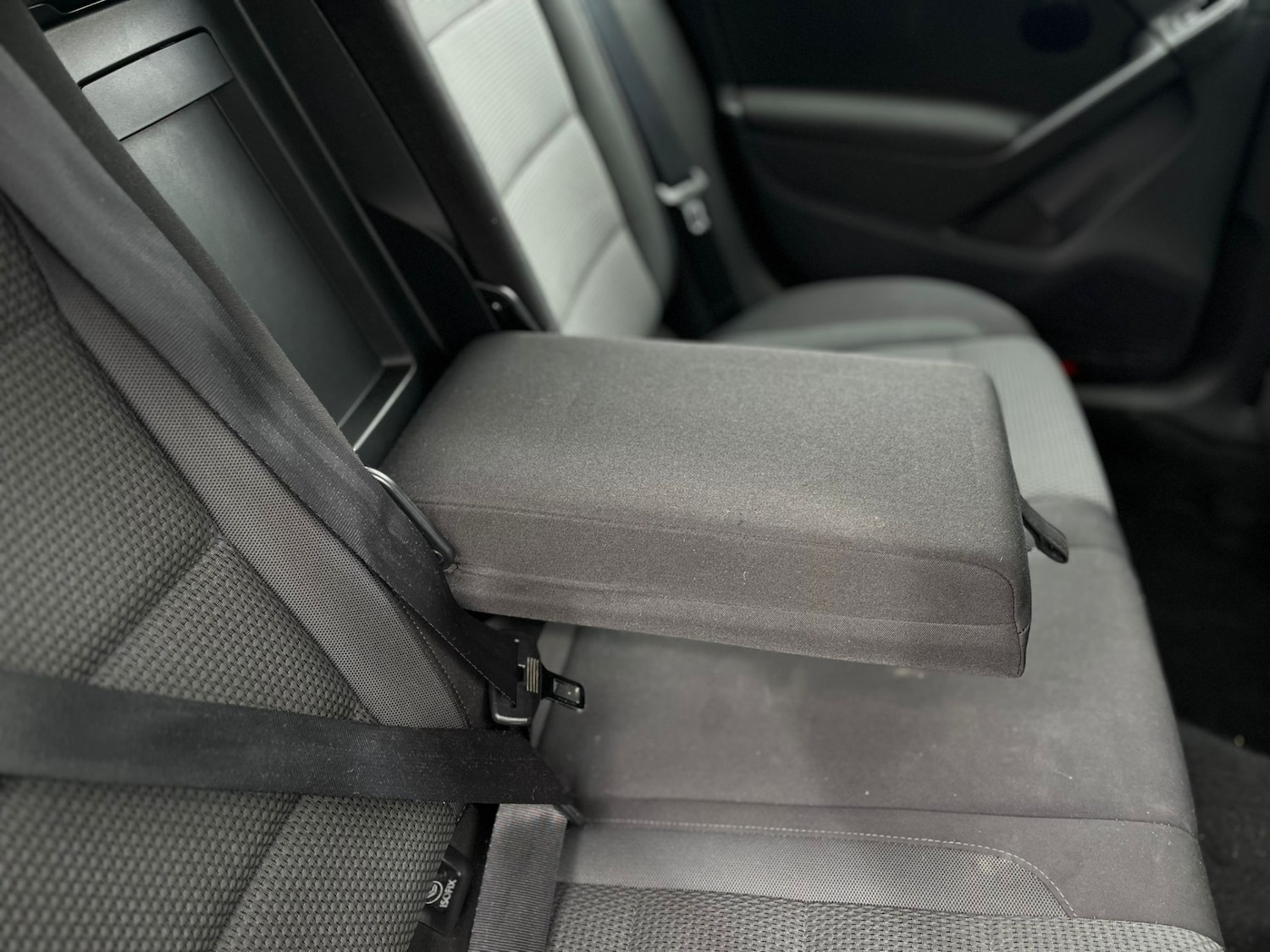 Used Volkswagen Golf 2010 for sale - 78218962: Photo 28