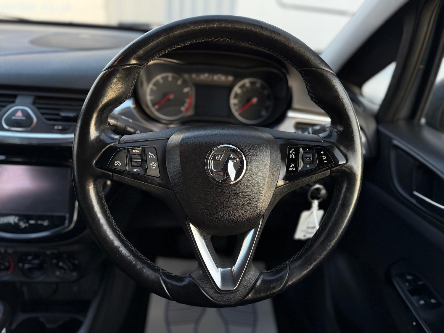 Used Vauxhall Corsa 2015 for sale - 76757025: Photo 15