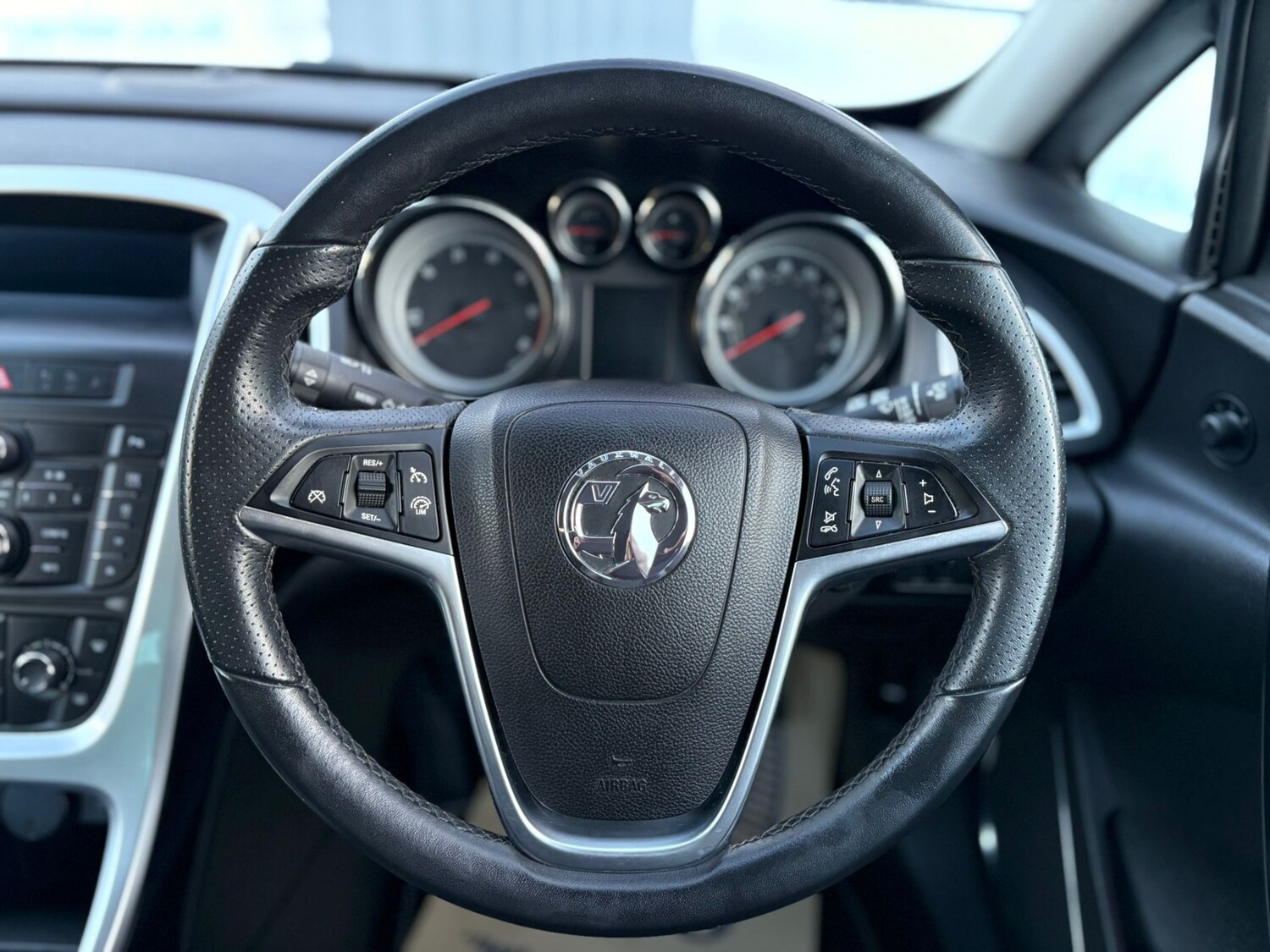 Used Vauxhall Astra GTC 2015 for sale - 76589999: Photo 13