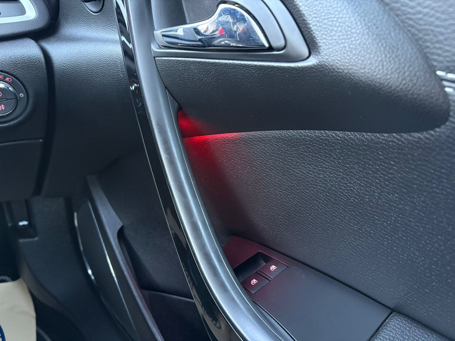 Used Vauxhall Astra GTC 2015 for sale - 76589999: Photo 20