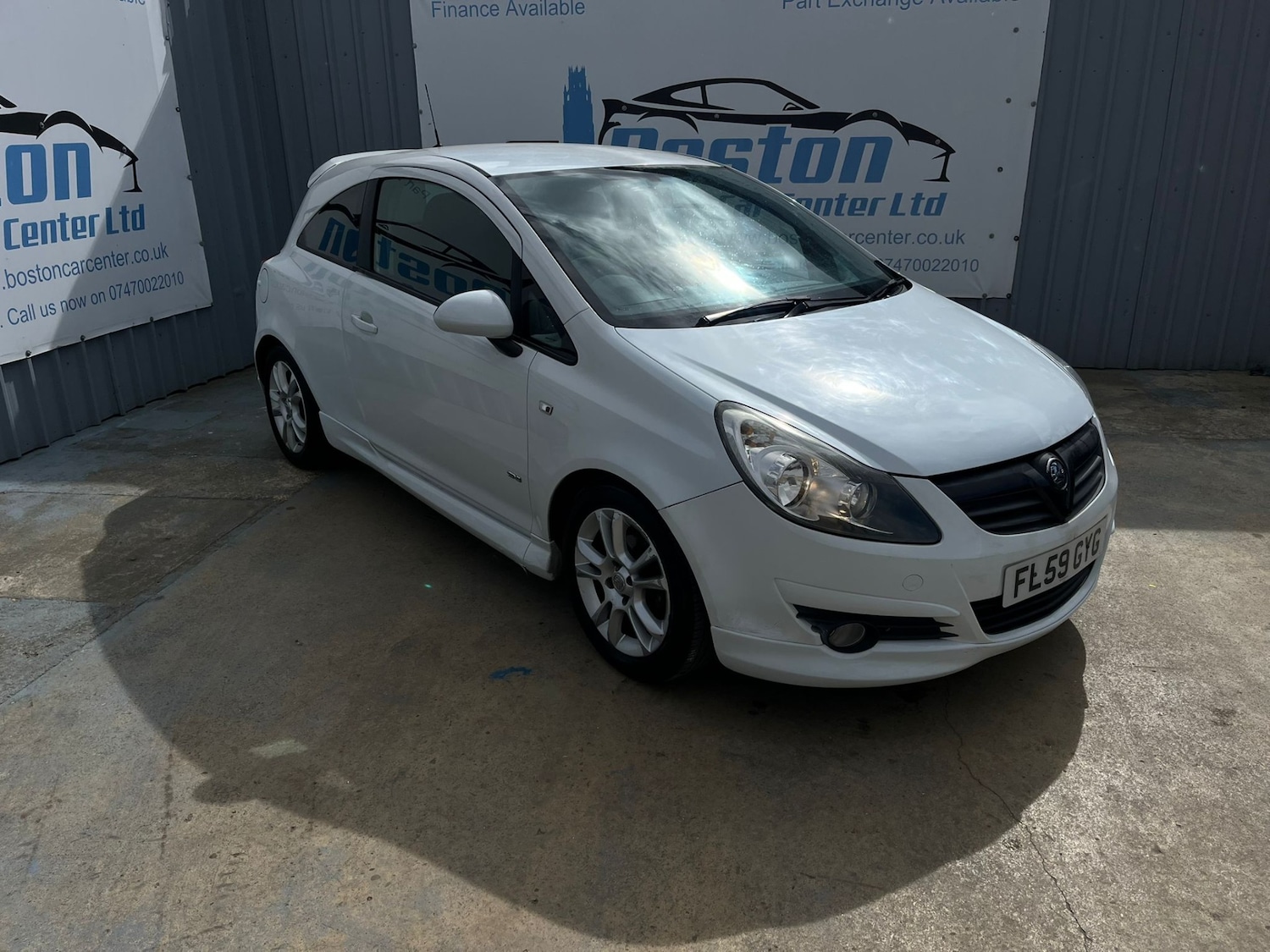 Used Vauxhall Corsa 2009 for sale - 78218999: Photo 2
