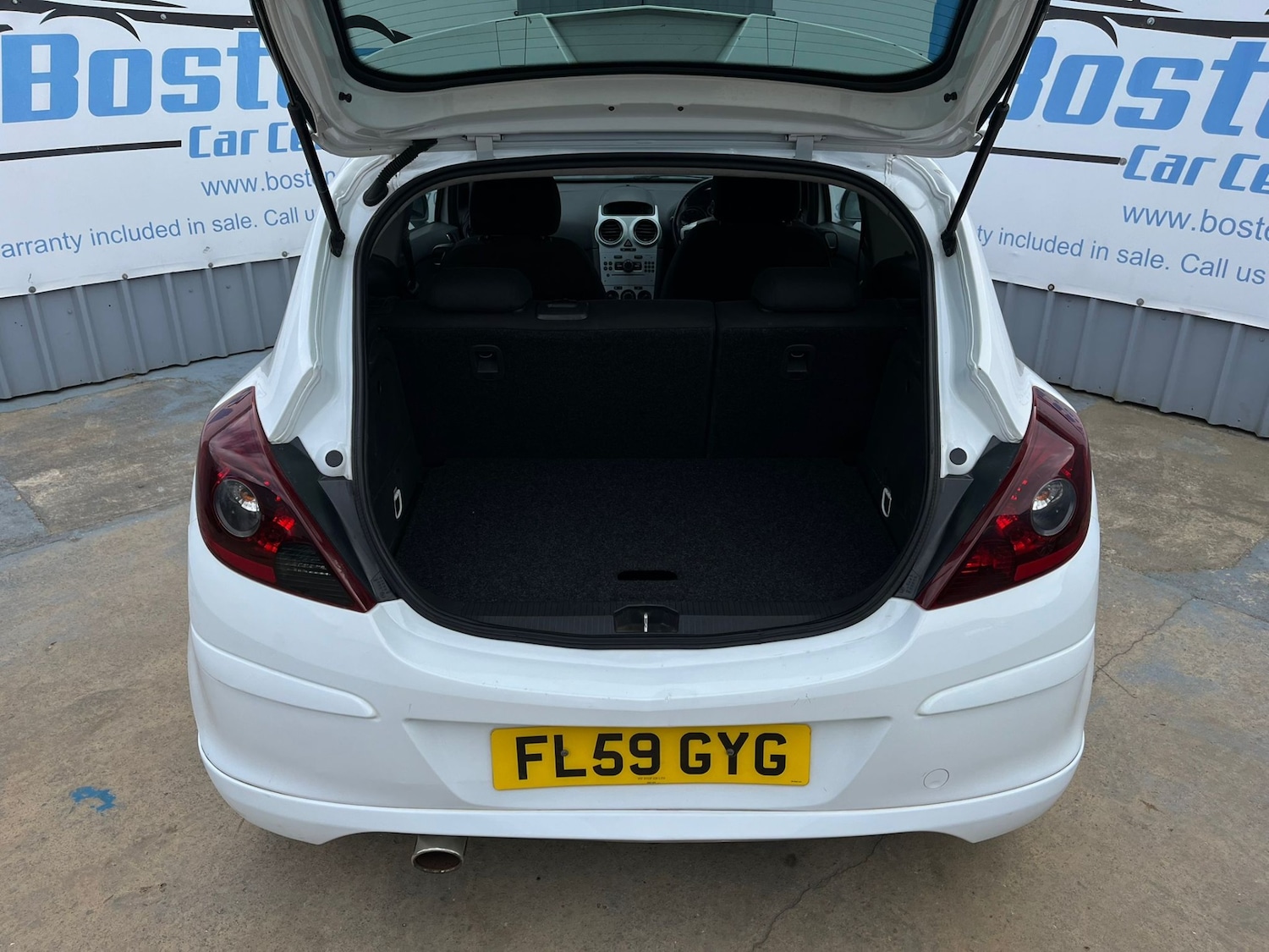 Used Vauxhall Corsa 2009 for sale - 78218999: Photo 8