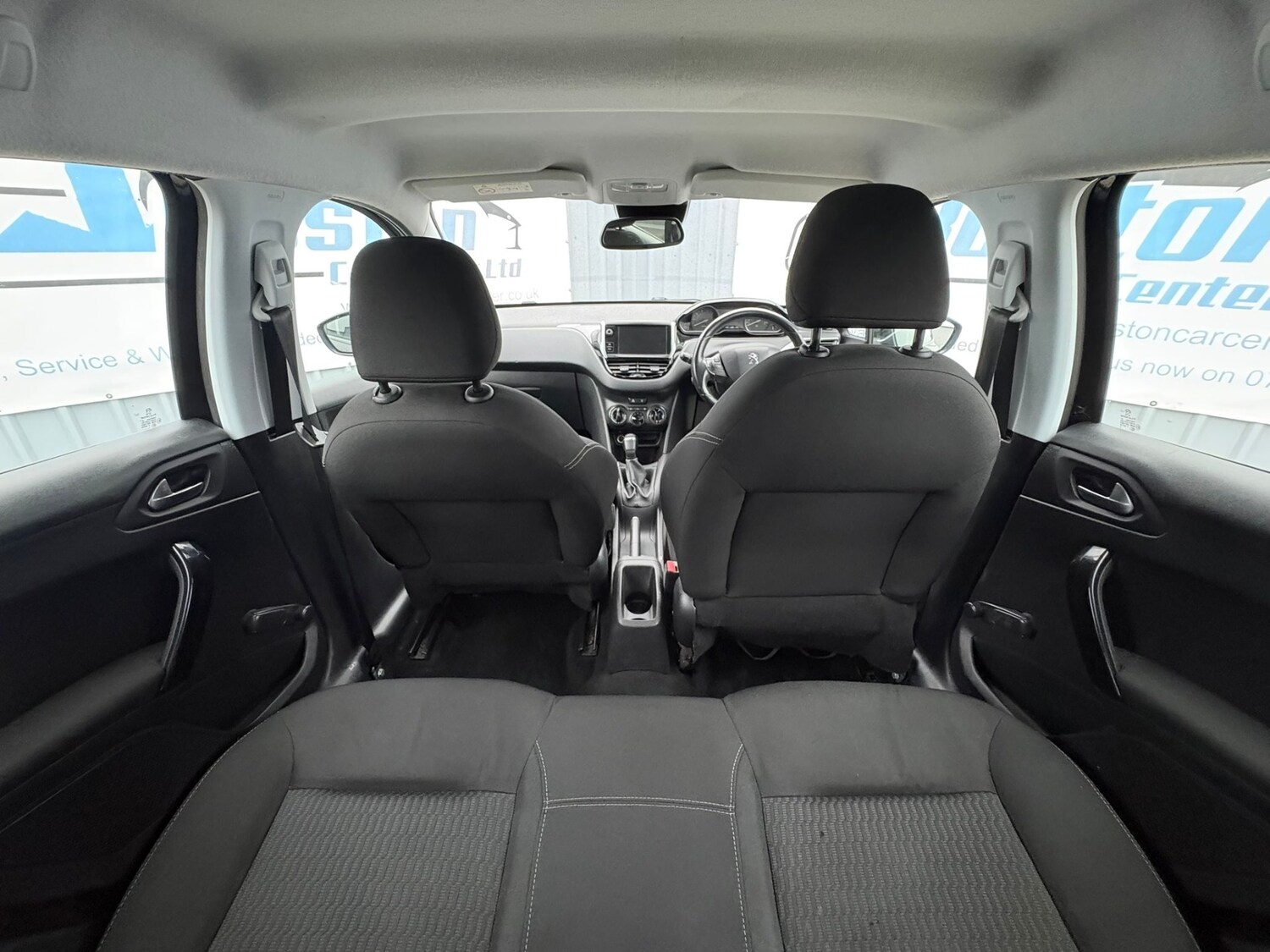 Used Peugeot 208 2015 for sale - 77404865: Photo 10