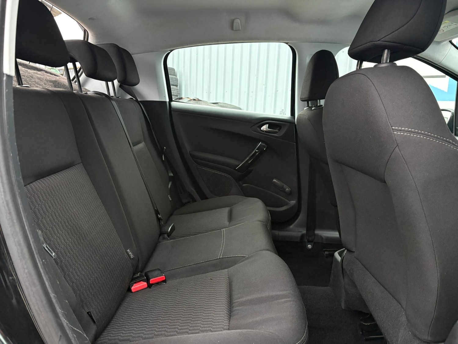 Used Peugeot 208 2015 for sale - 77404865: Photo 16