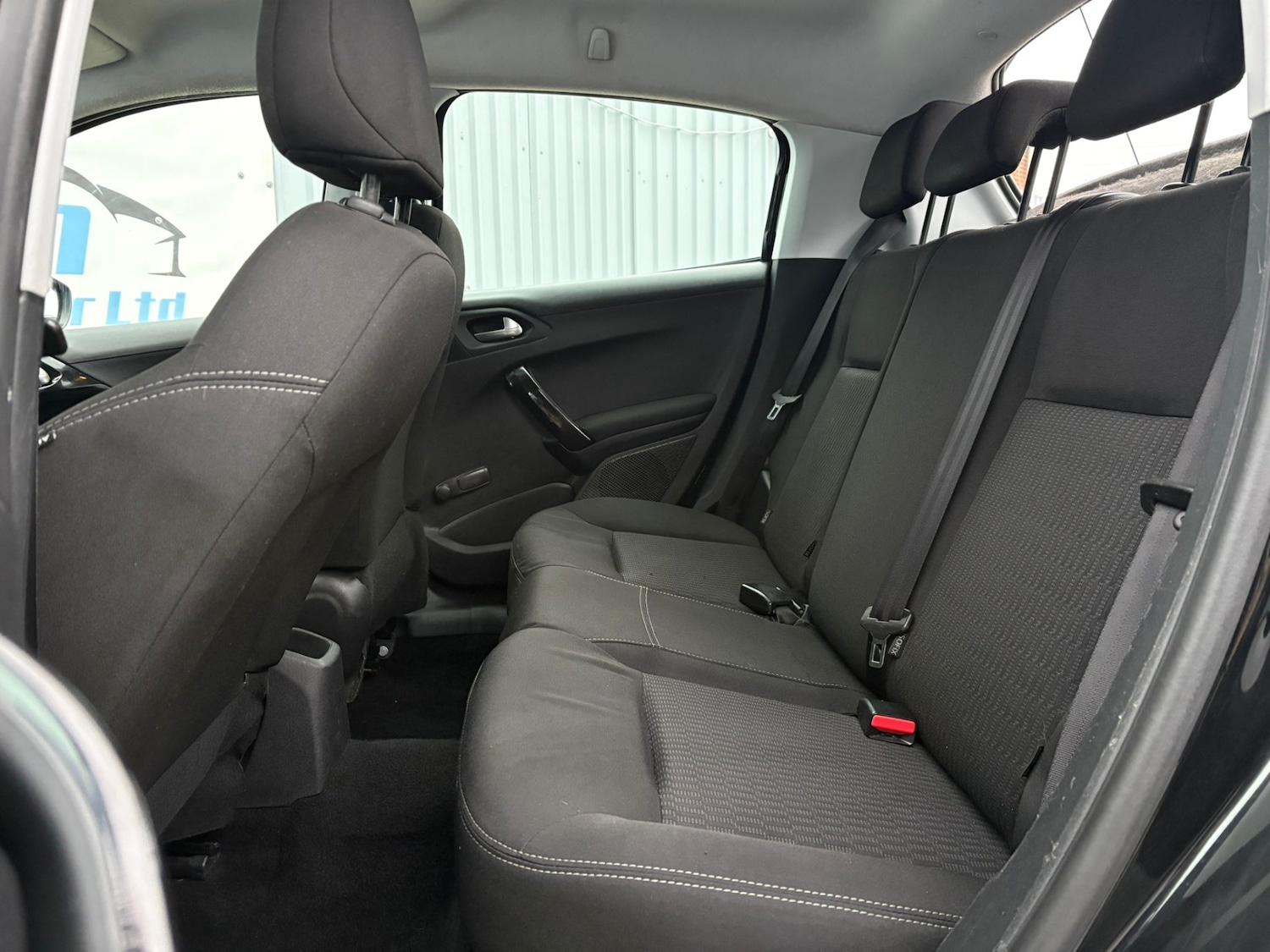 Used Peugeot 208 2015 for sale - 77404865: Photo 22