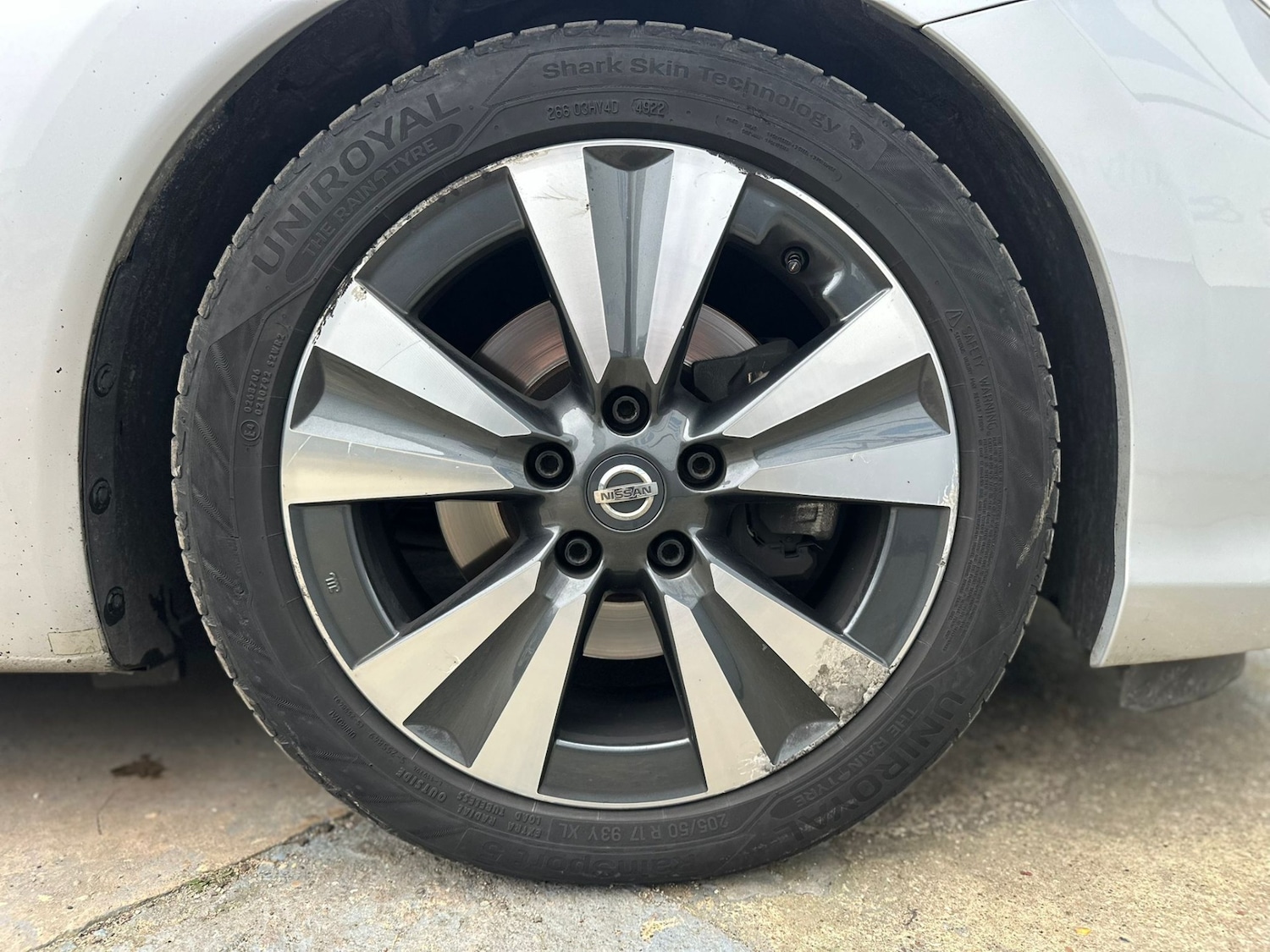 Used Nissan Pulsar 2015 for sale - 77864613: Photo 30