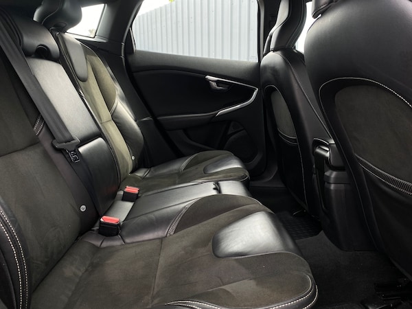 Used Volvo V40 2016 for sale - 74774268: Photo 20