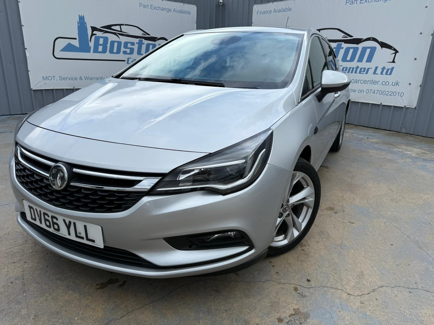 Used Vauxhall Astra 2016 for sale - 76757179: Photo 1
