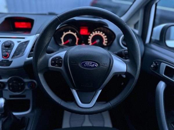 Used Ford Fiesta 2011 for sale - 73381645: Photo 10
