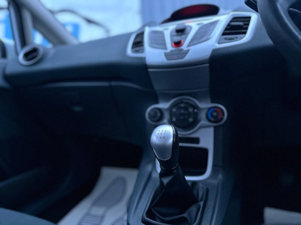 Used Ford Fiesta 2011 for sale - 73381645: Photo 12