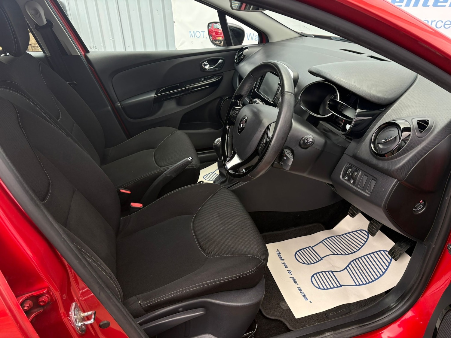 Used Renault Clio 2014 for sale - 77490095: Photo 14