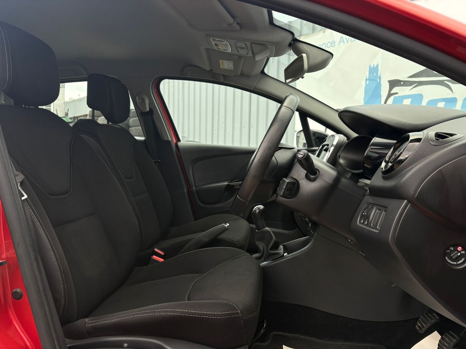 Used Renault Clio 2014 for sale - 77490095: Photo 15