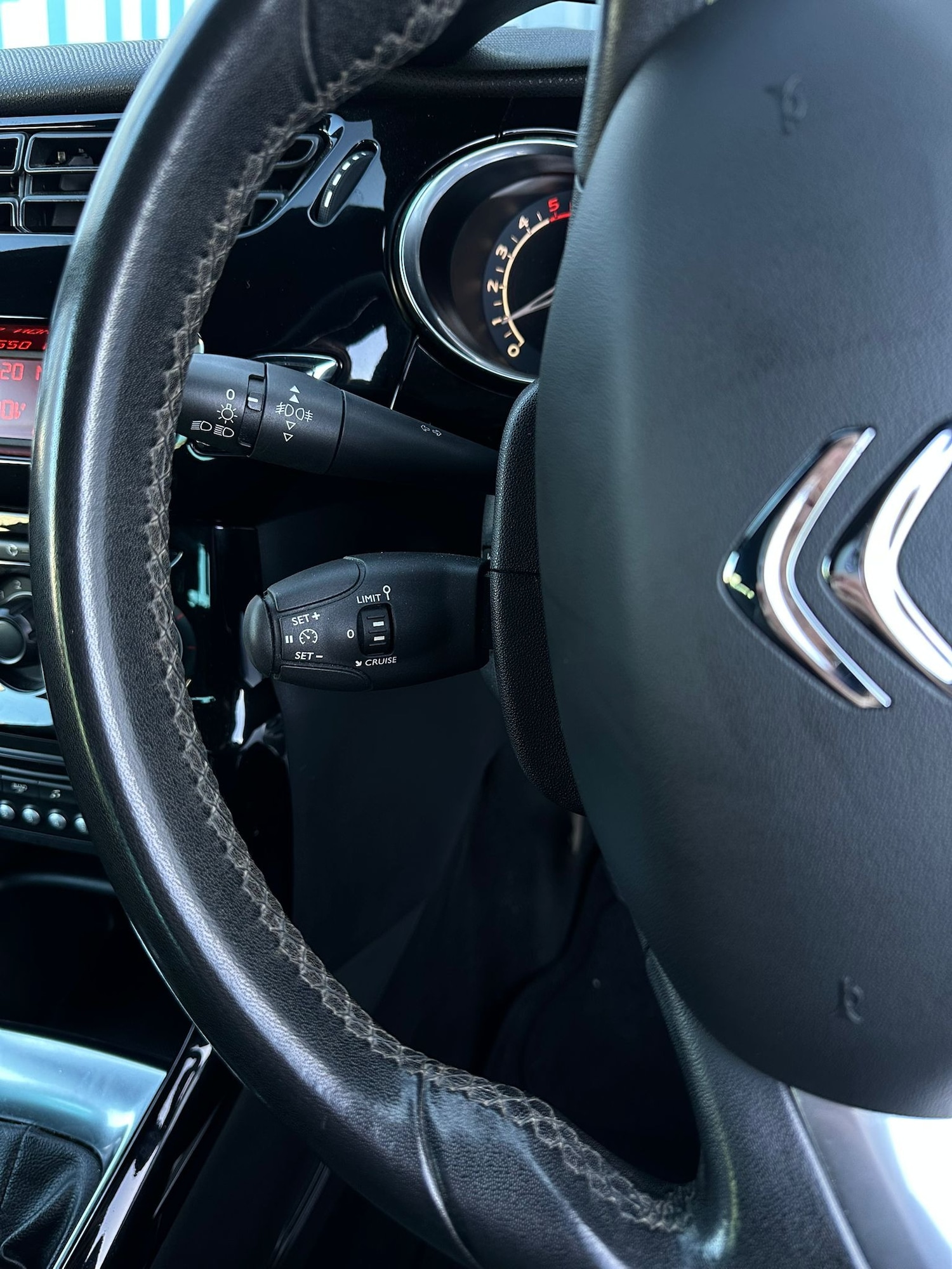 Used Citroen DS3 2013 for sale - 76588506: Photo 12