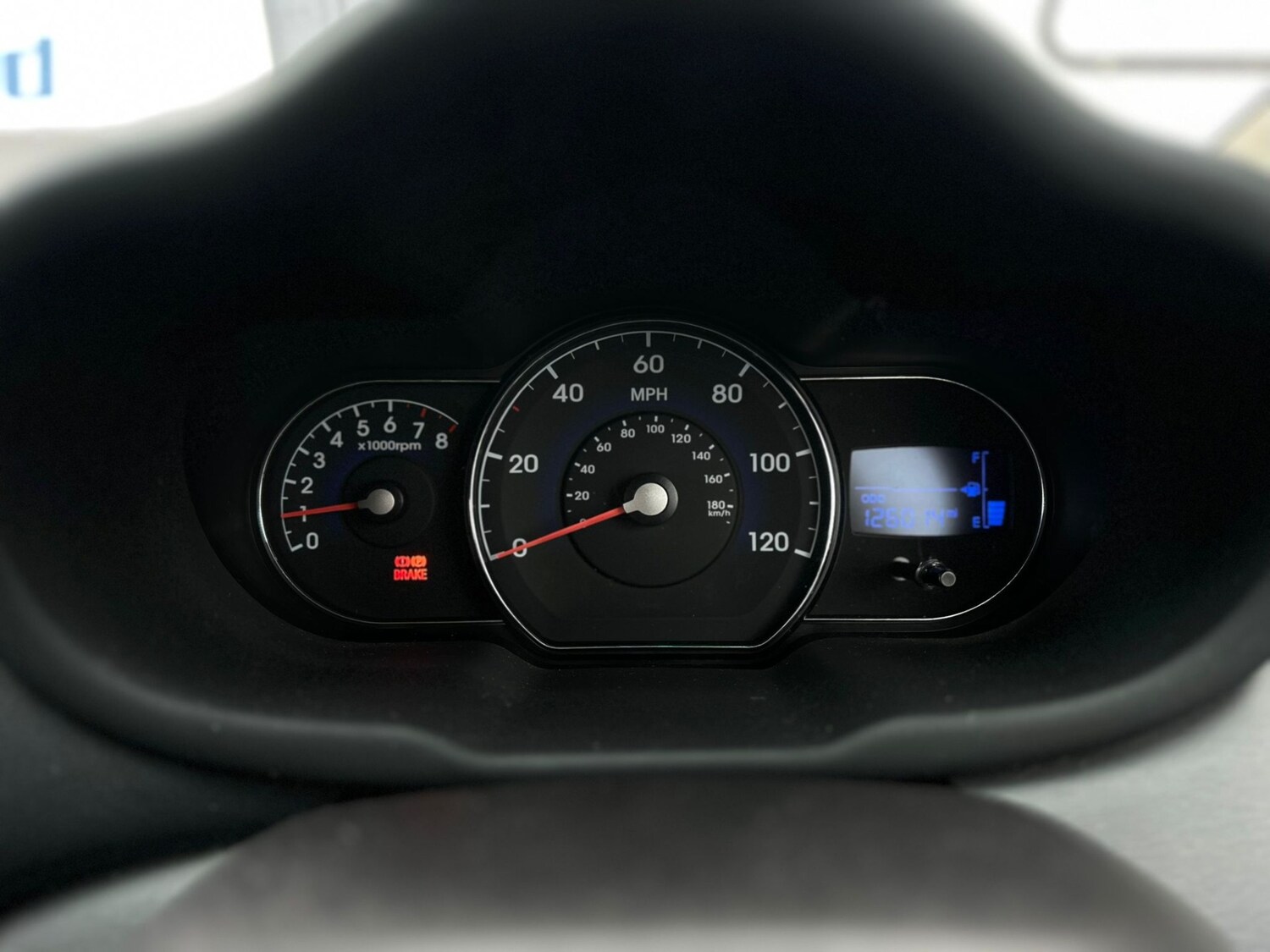 Used Hyundai i10 2012 for sale - 77888329: Photo 10