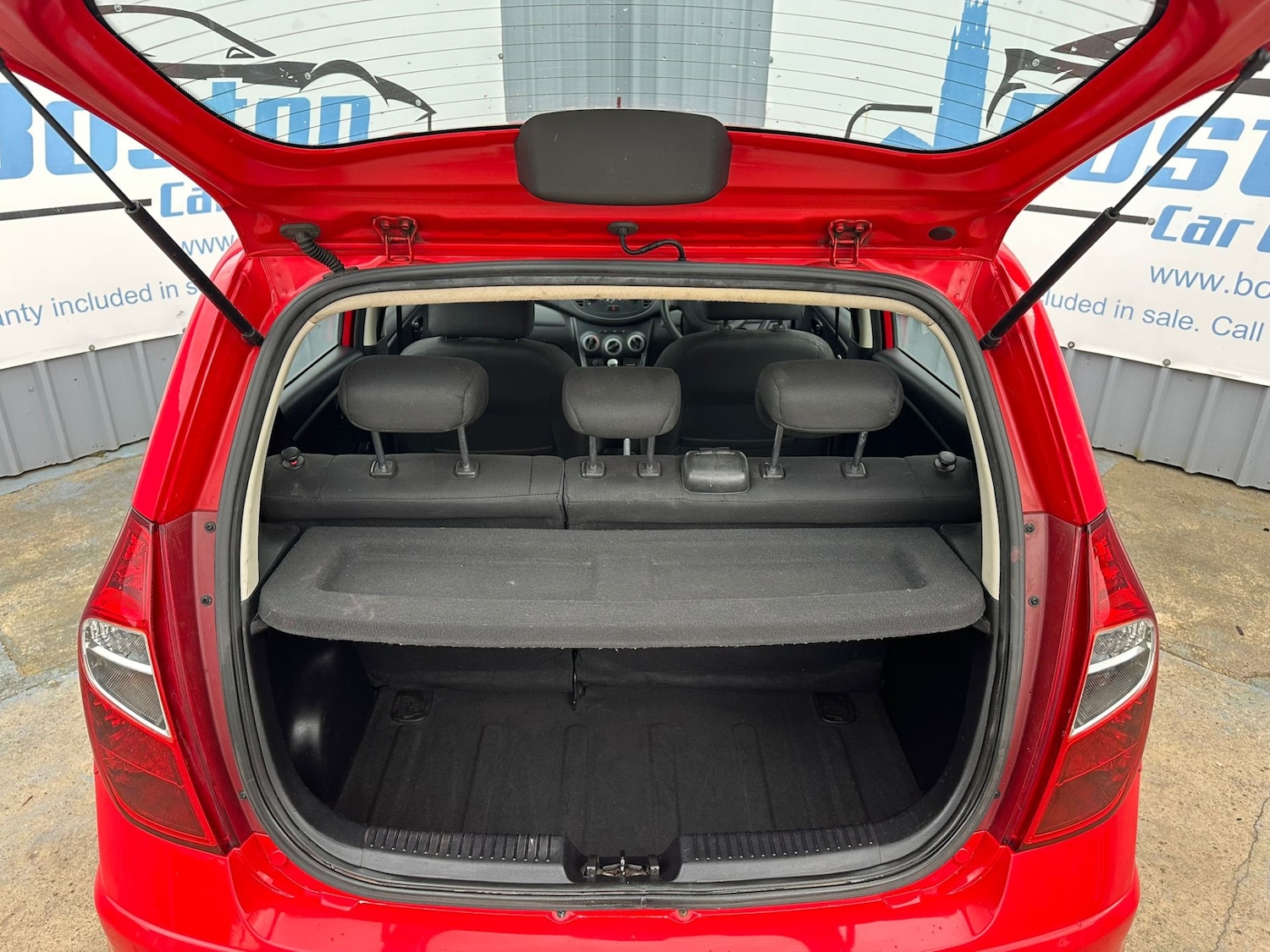 Used Hyundai i10 2012 for sale - 77888329: Photo 21