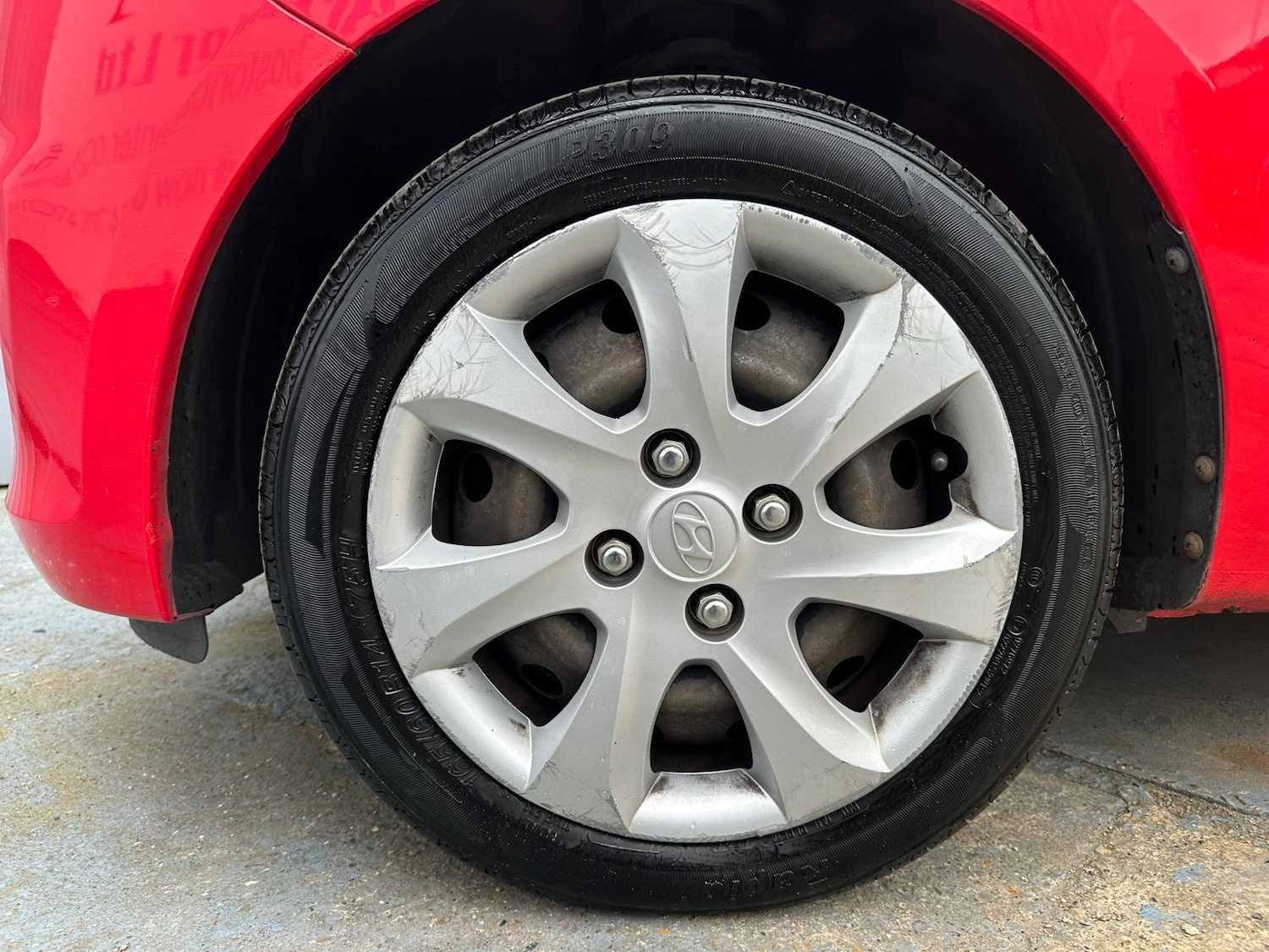 Used Hyundai i10 2012 for sale - 77888329: Photo 24