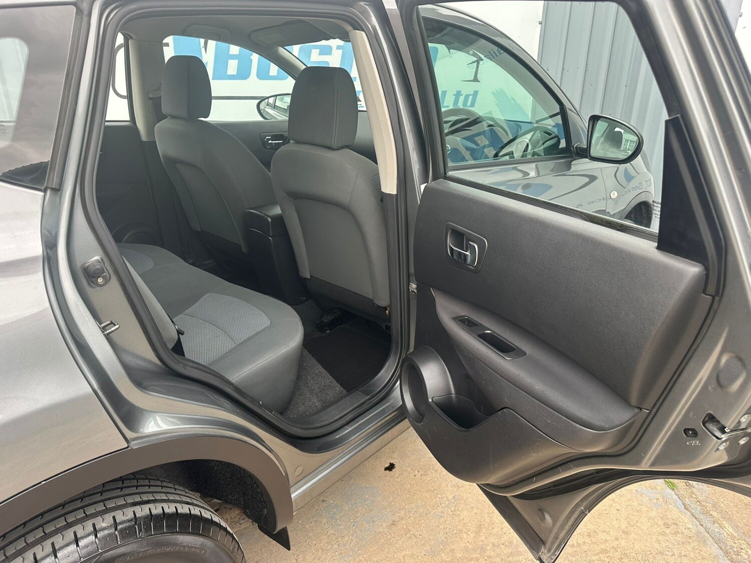 Used Nissan Qashqai 2011 for sale - 78094782: Photo 15