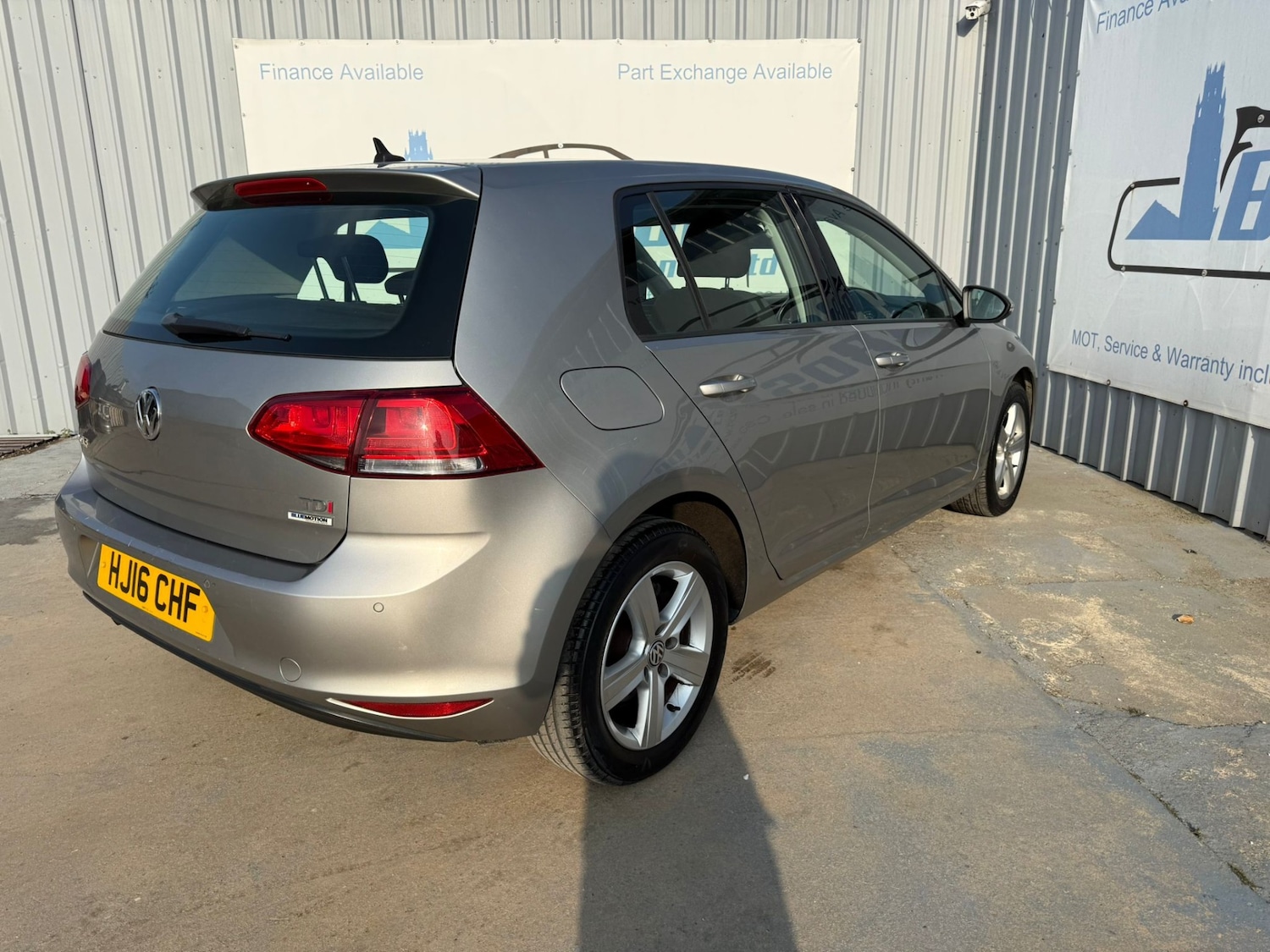 Used Volkswagen Golf 2016 for sale - 76090758: Photo 4