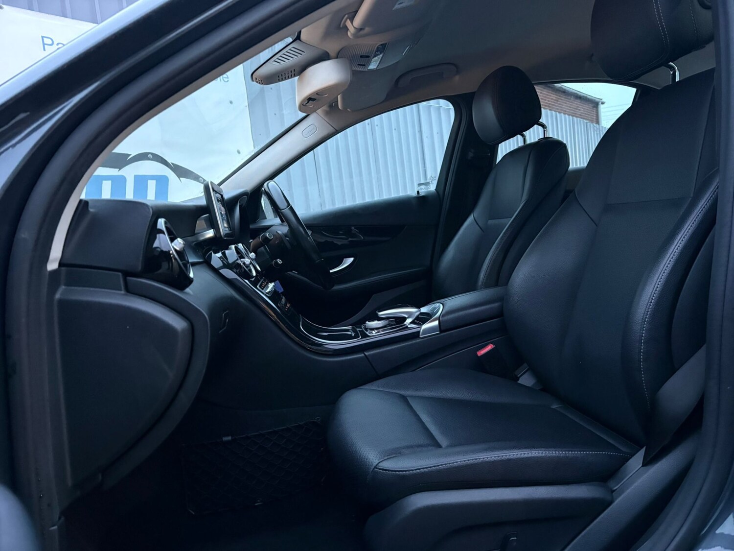 Used Mercedes-Benz C Class 2015 for sale - 77406391: Photo 19