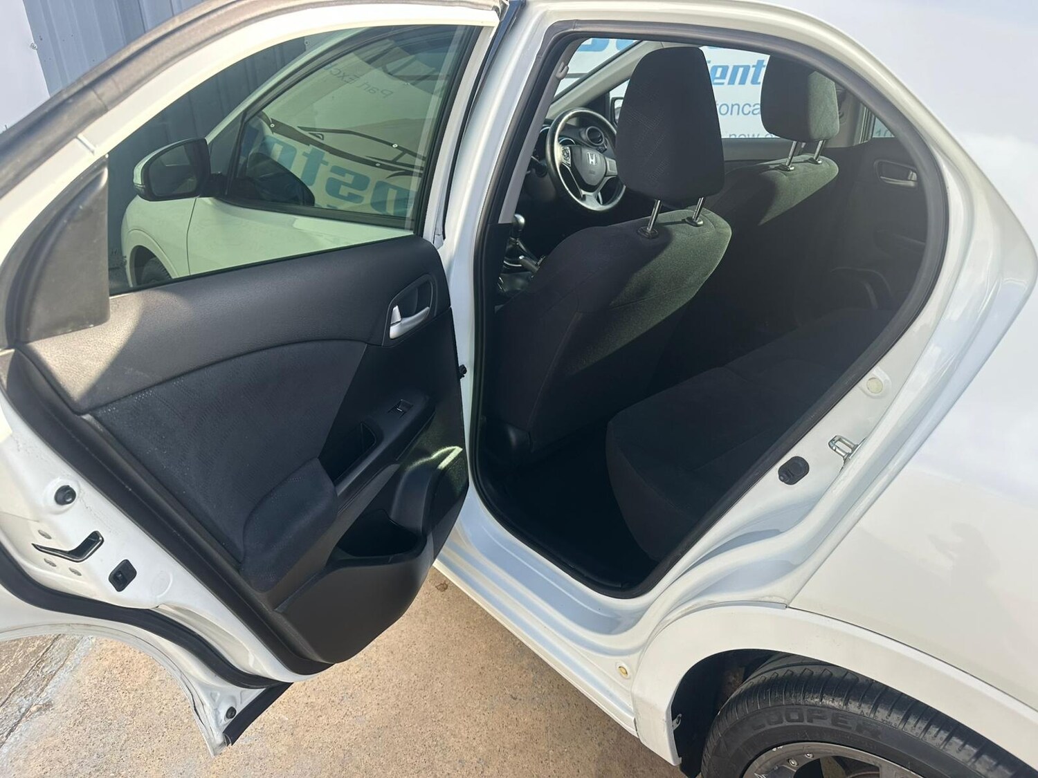 Used Honda Civic 2013 for sale - 78061640: Photo 16