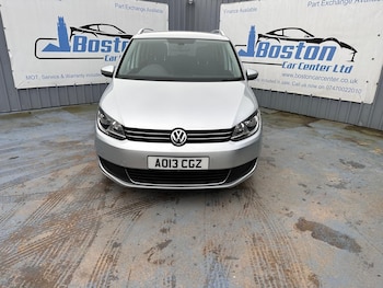Used Volkswagen Touran 2013 for sale - 73381649: Photo