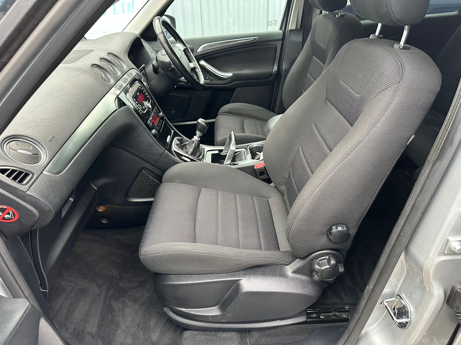 Used Ford S-Max 2014 for sale - 77398904: Photo 15