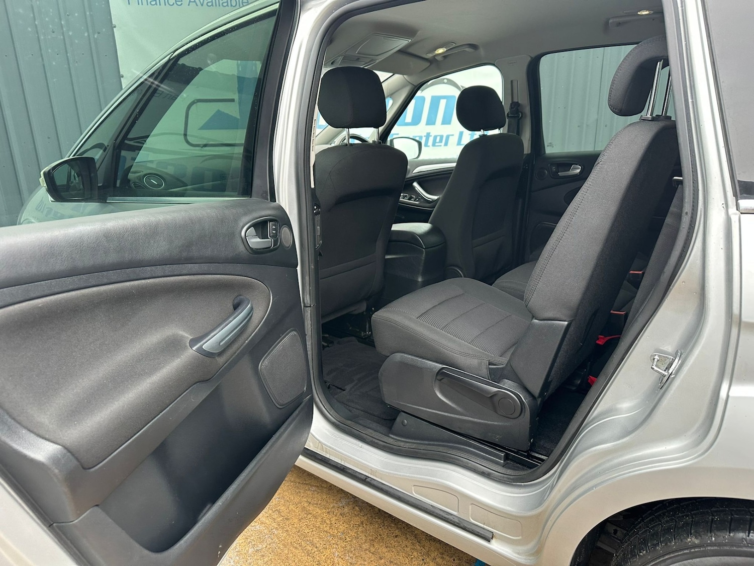 Used Ford S-Max 2014 for sale - 77398904: Photo 16