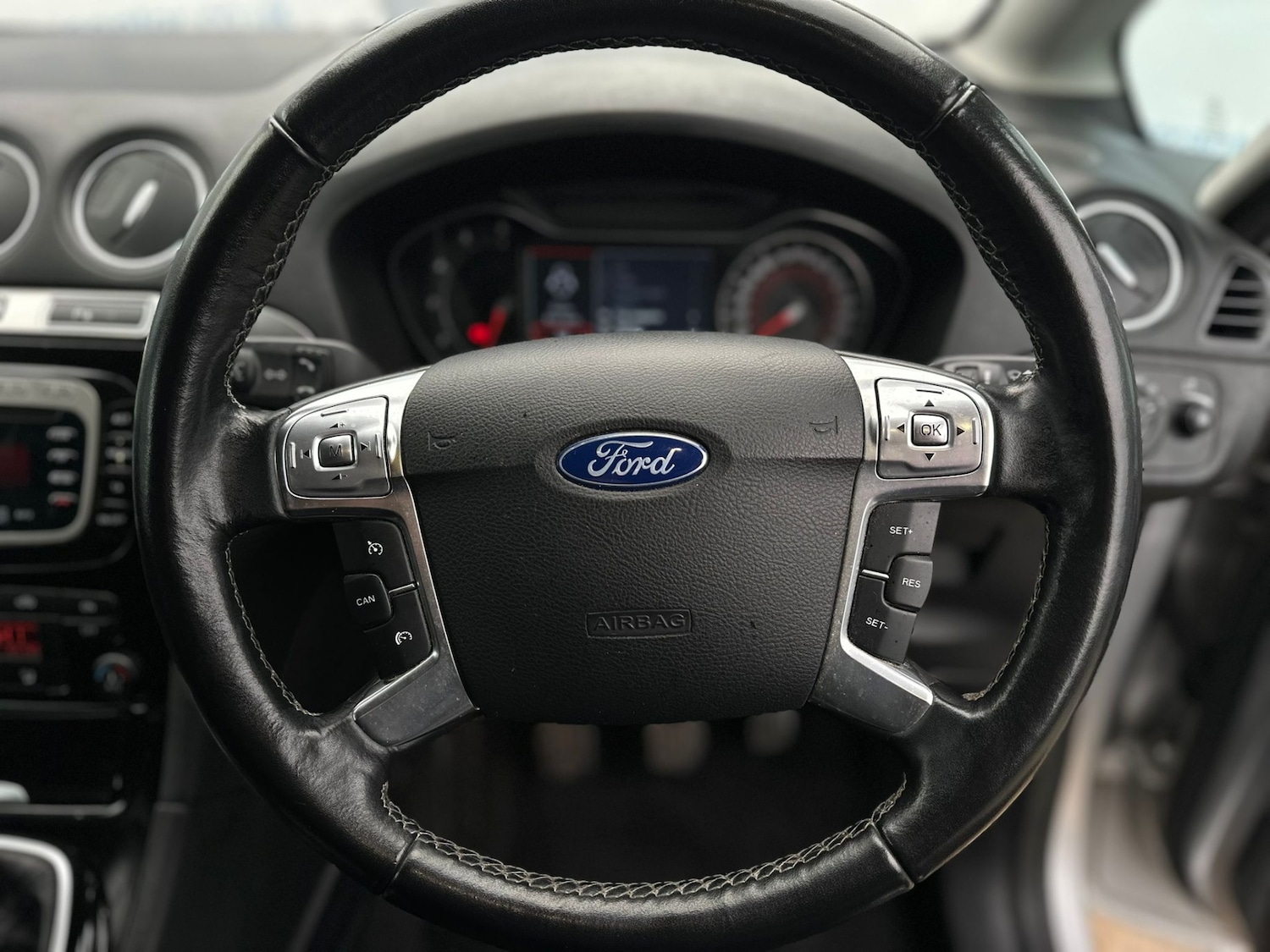 Used Ford S-Max 2014 for sale - 77398904: Photo 9