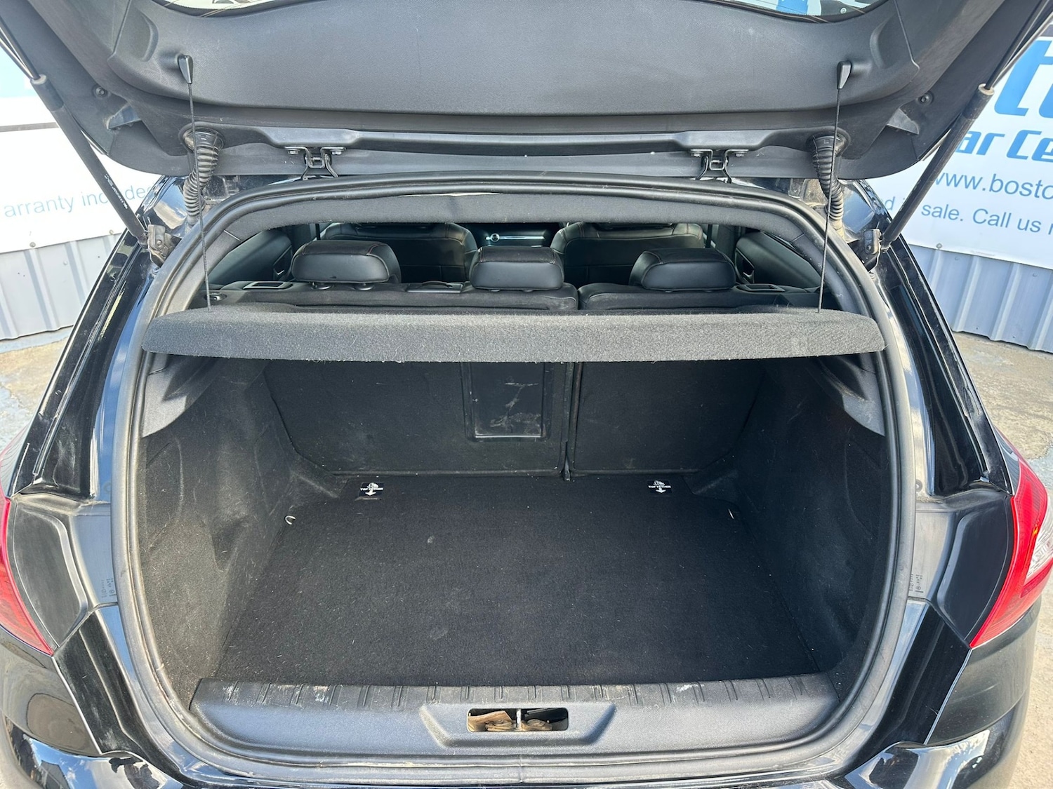 Used Peugeot 308 2015 for sale - 78055474: Photo 23