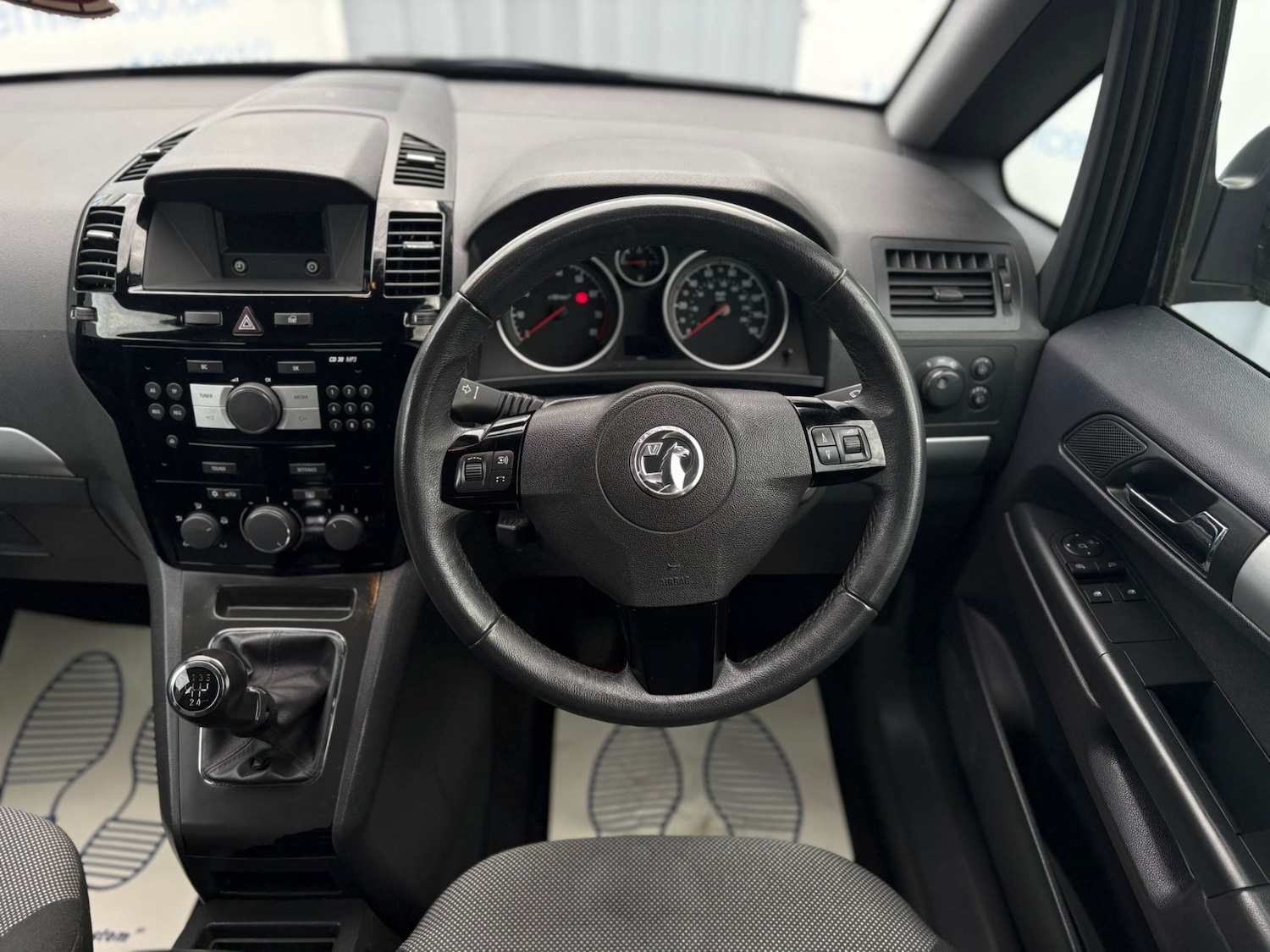 Used Vauxhall Zafira 2013 for sale - 77702935: Photo 12