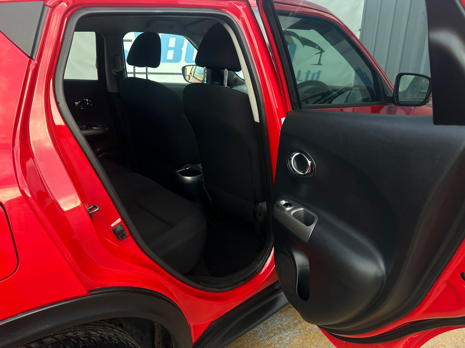 Used Nissan Juke 2015 for sale - 77393679: Photo 16