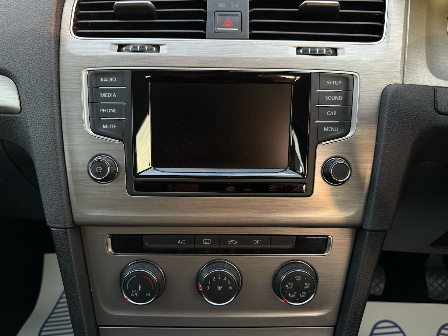 Used Volkswagen Golf 2015 for sale - 76757052: Photo 20