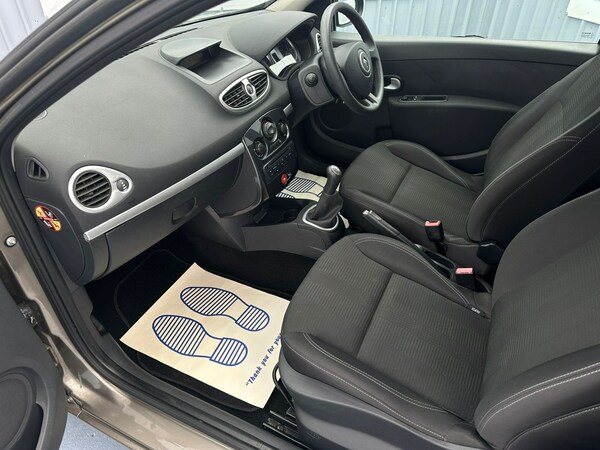 Used Renault Clio 2011 for sale - 69360601: Photo 18