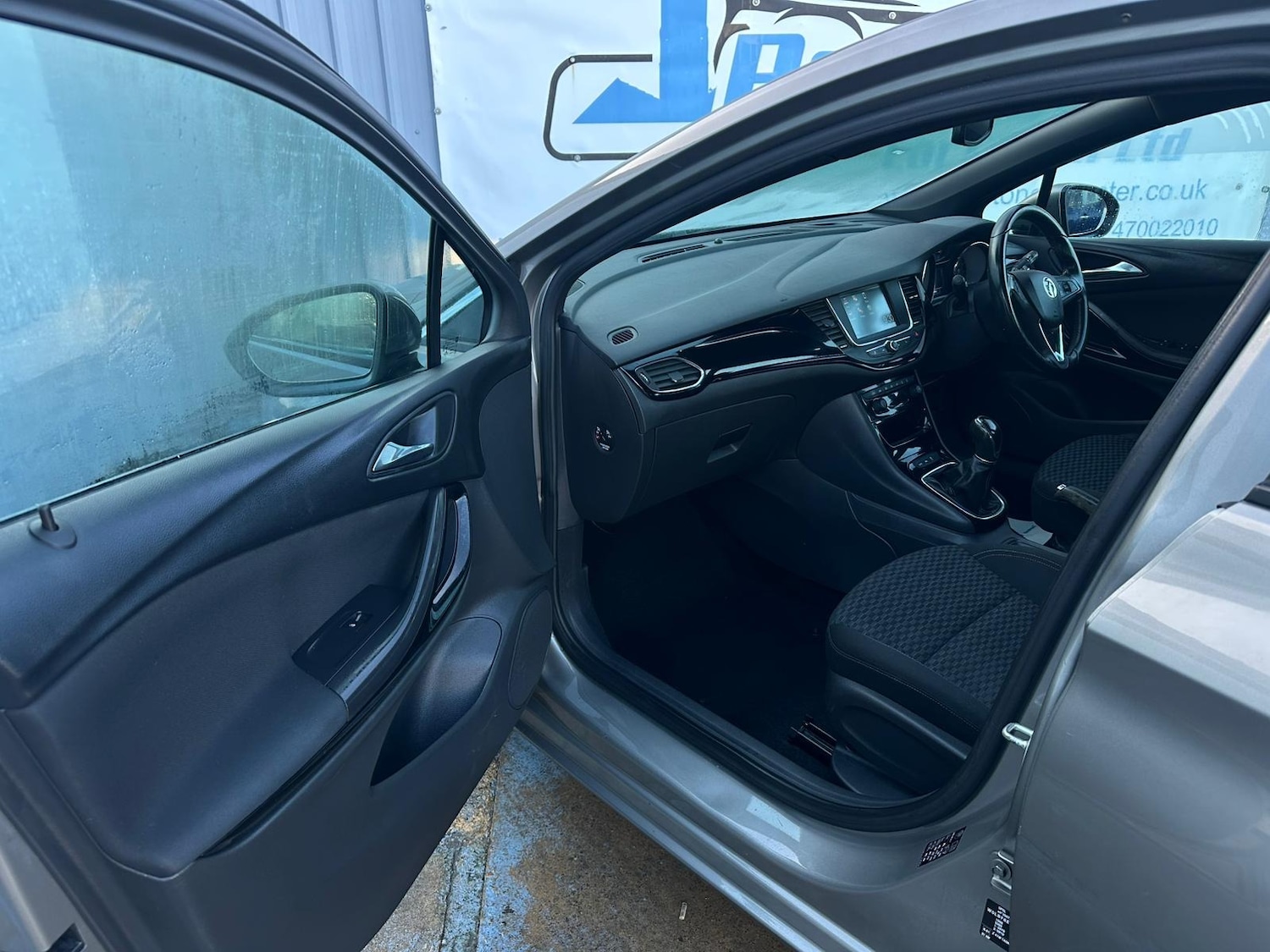 Used Vauxhall Astra 2017 for sale - 77391963: Photo 12