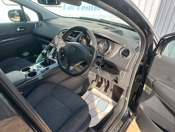 Used Peugeot 3008 2013 for sale - 79130142: Photo