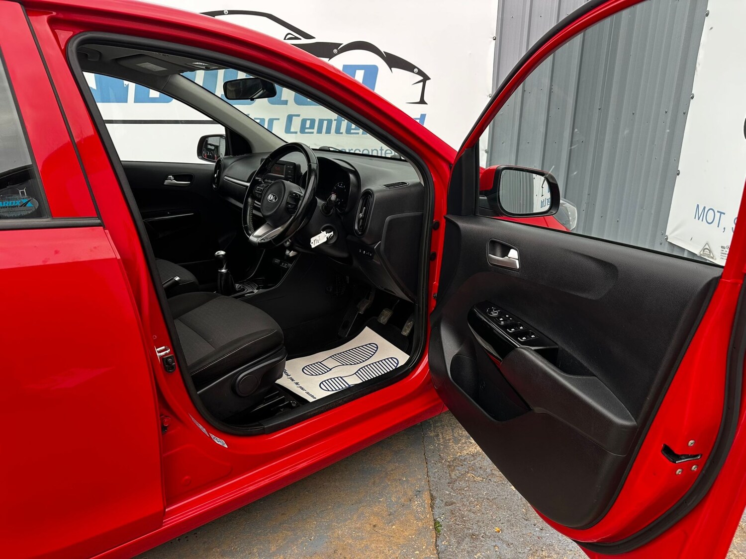 Used Kia Picanto 2018 for sale - 76028315: Photo 11