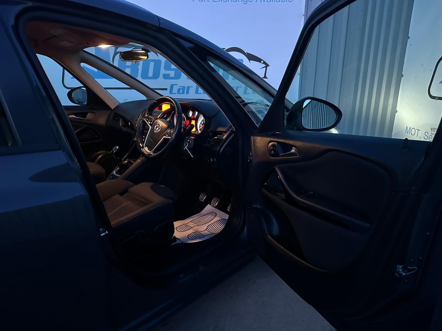 Used Vauxhall Zafira 2015 for sale - 78056853: Photo 6