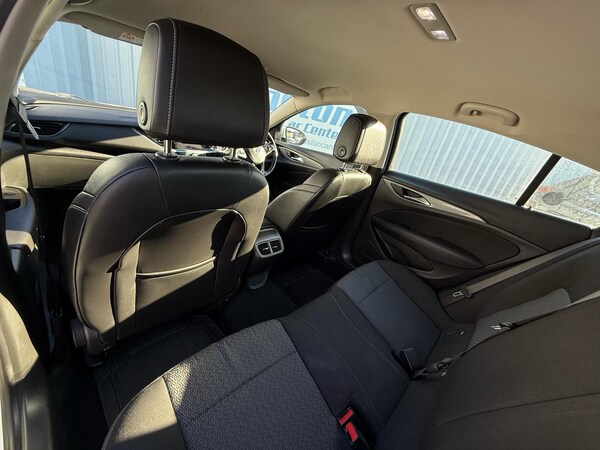Used Vauxhall Insignia 2018 for sale - 74289312: Photo 15