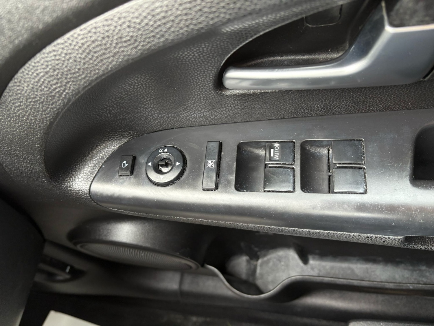 Used Kia Venga 2013 for sale - 76594686: Photo 16