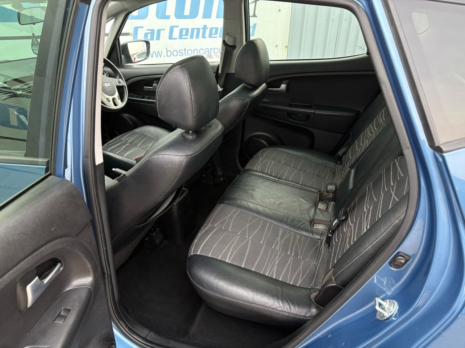 Used Kia Venga 2013 for sale - 76594686: Photo 23