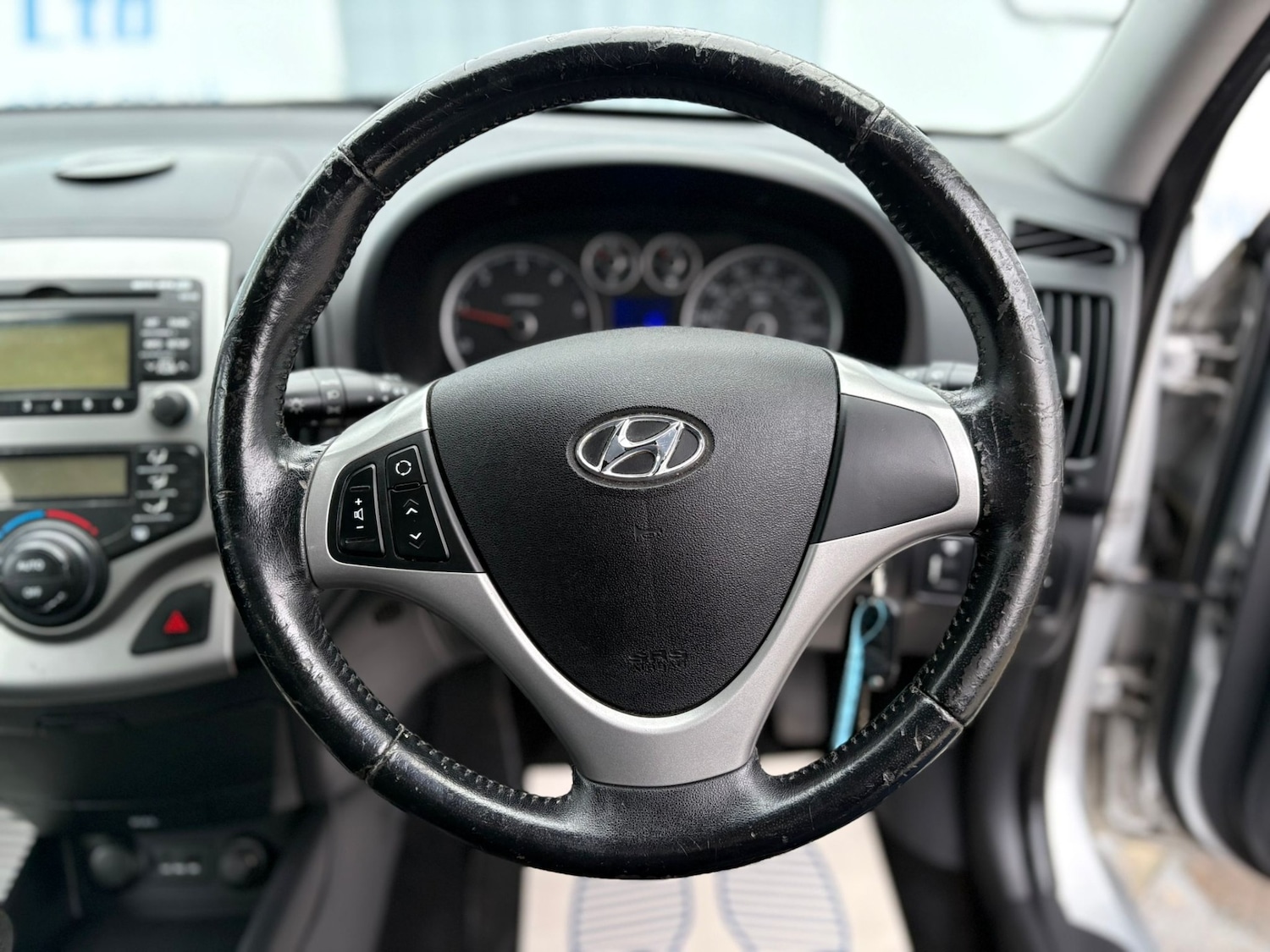 Used Hyundai i30 2011 for sale - 76588375: Photo 9