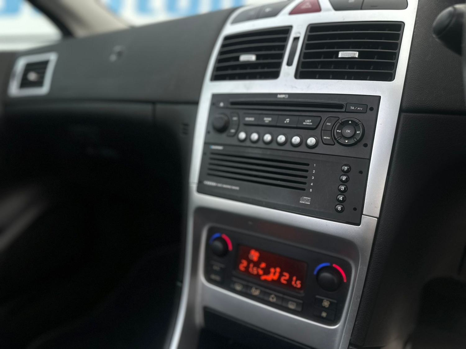 Used Peugeot 307 2007 for sale - 77235936: Photo 11