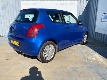 Used Suzuki Swift 2007 for sale - 75252159: Photo