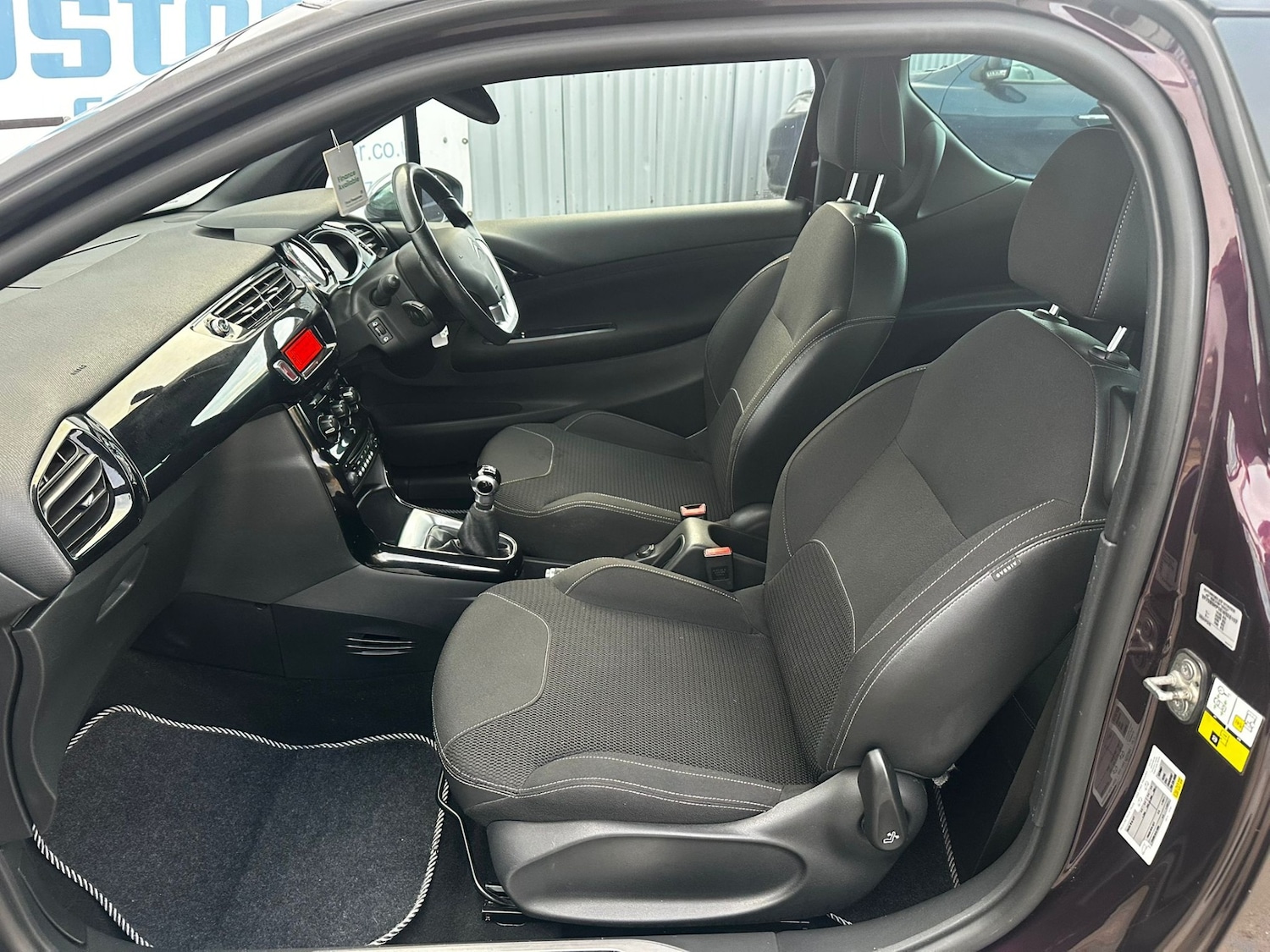 Used Citroen DS3 2014 for sale - 76588485: Photo 17