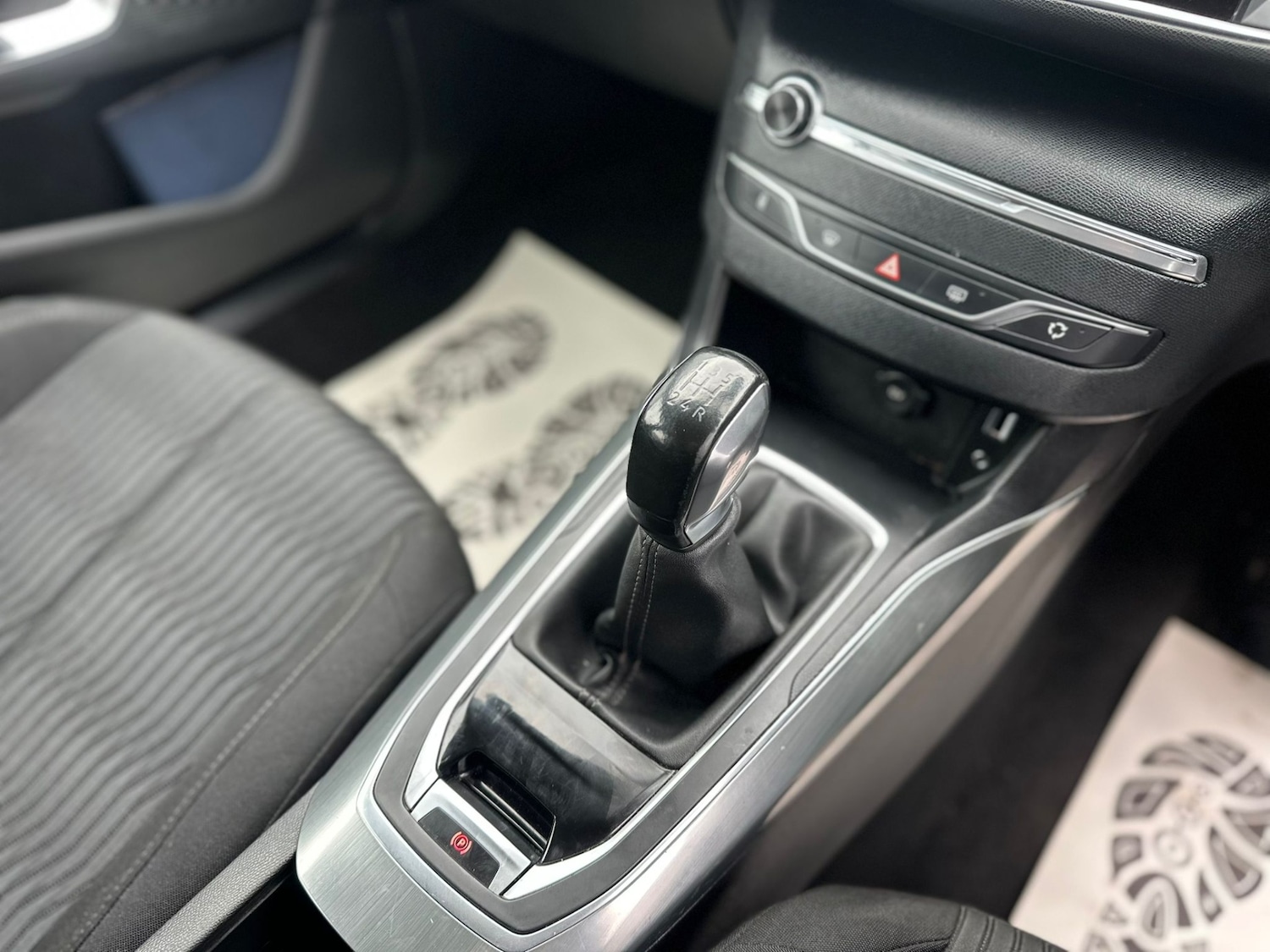 Used Peugeot 308 2015 for sale - 78121947: Photo 15