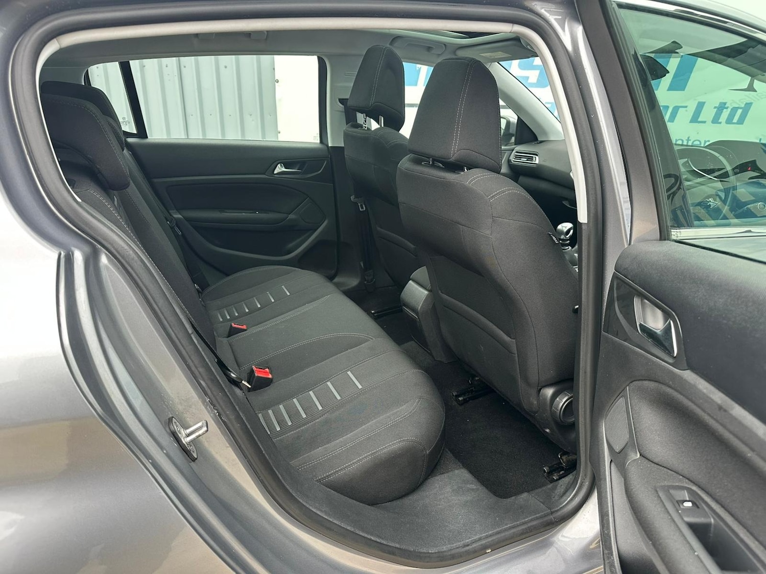 Used Peugeot 308 2014 for sale - 77797284: Photo 24