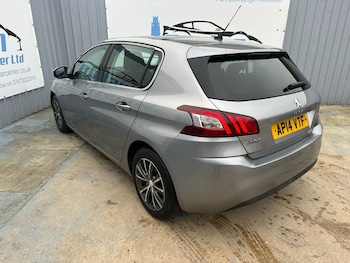 Used Peugeot 308 2014 for sale - 77797284: Photo