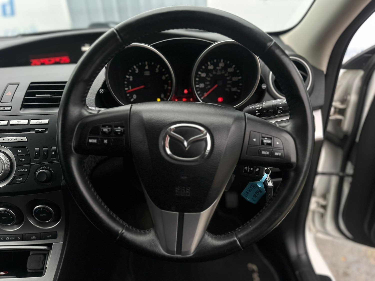 Used Mazda Mazda3 2009 for sale - 76590099: Photo 10