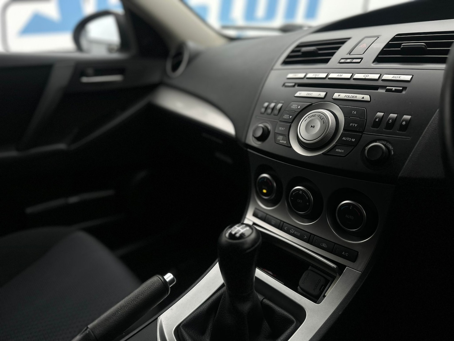 Used Mazda Mazda3 2009 for sale - 76590099: Photo 12